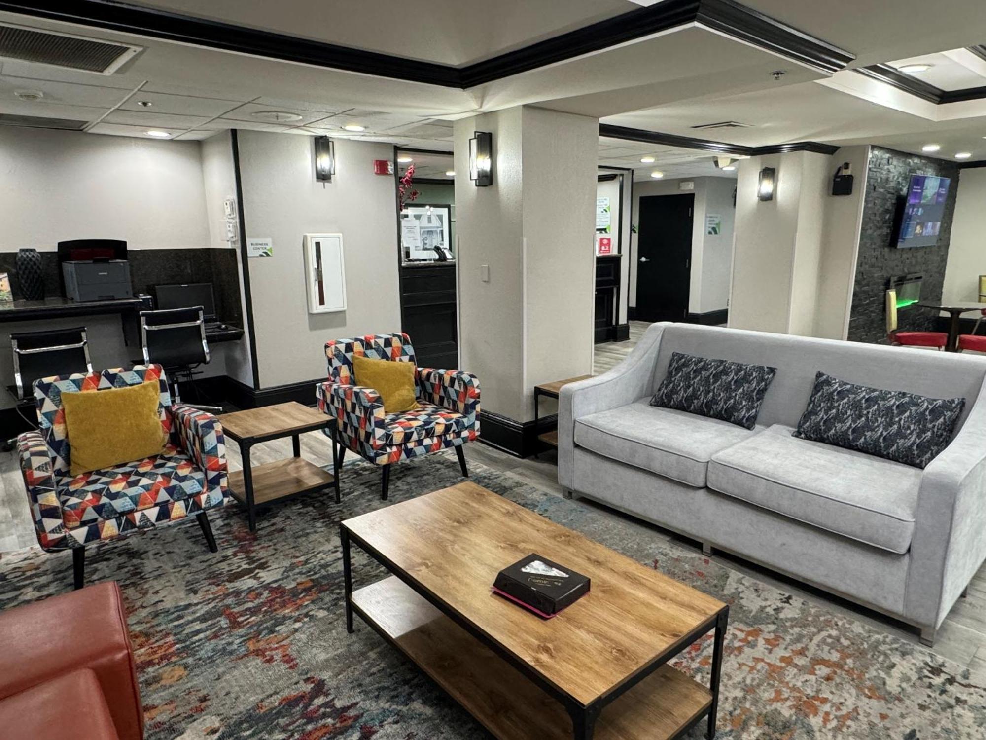 Wingate By Wyndham North Little Rock Hotel Екстериор снимка