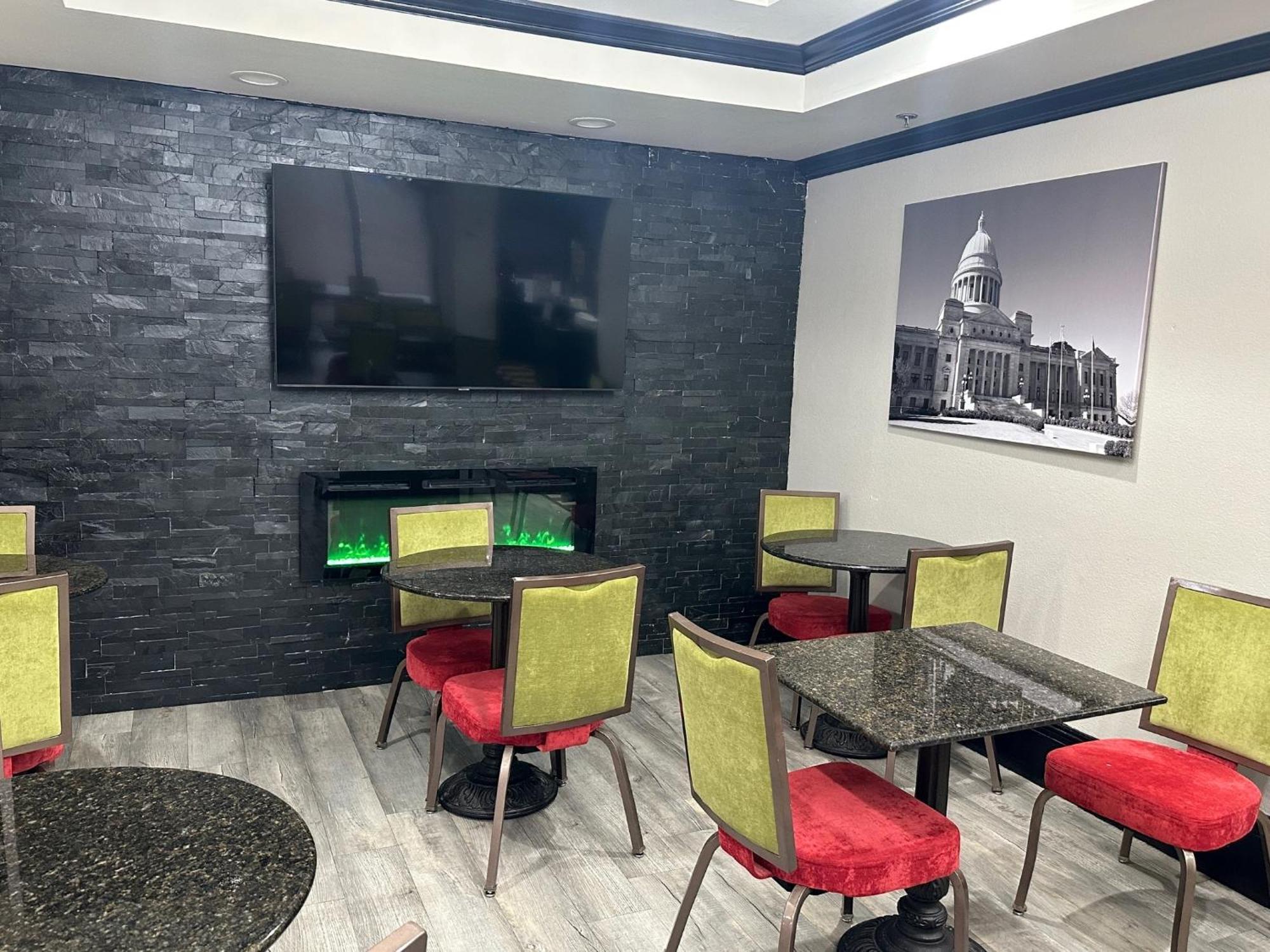 Wingate By Wyndham North Little Rock Hotel Екстериор снимка