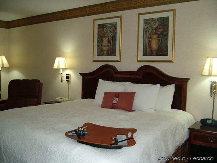 Wingate By Wyndham North Little Rock Hotel Стая снимка