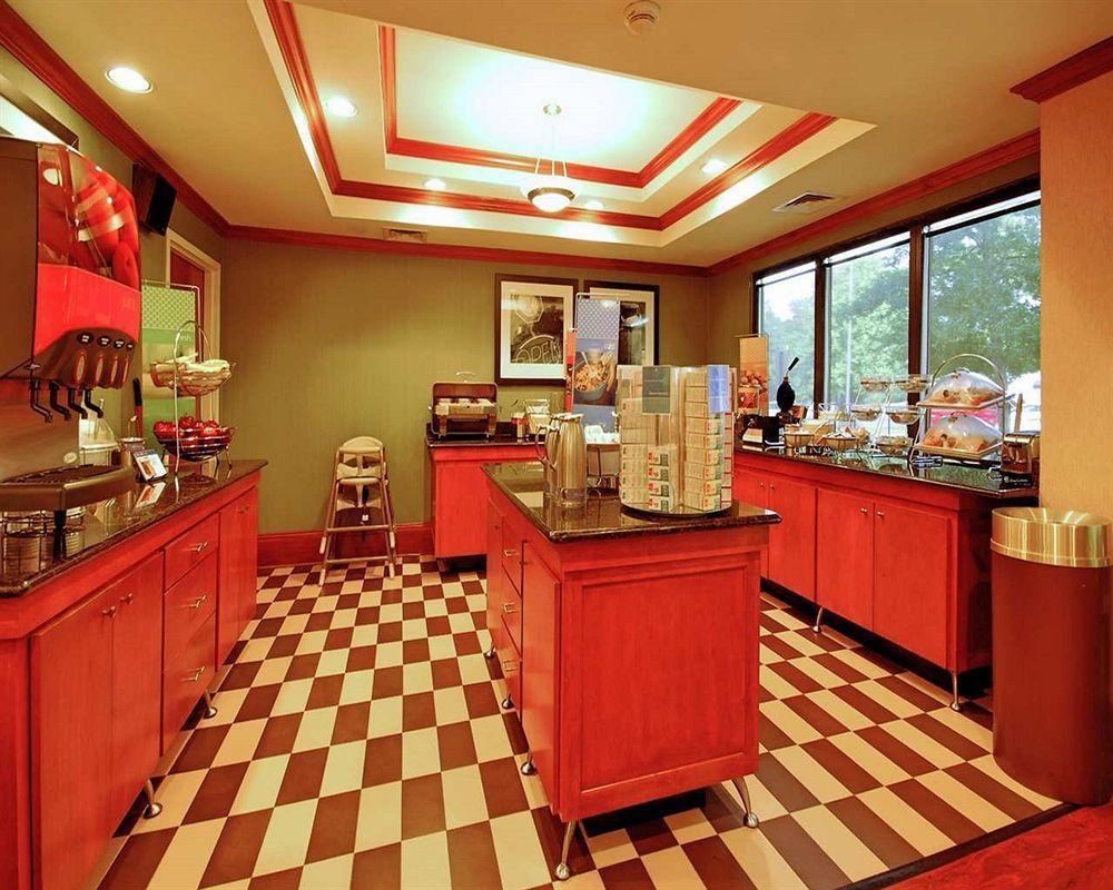 Wingate By Wyndham North Little Rock Hotel Екстериор снимка