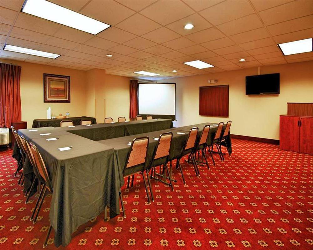 Wingate By Wyndham North Little Rock Hotel Съоръжения снимка